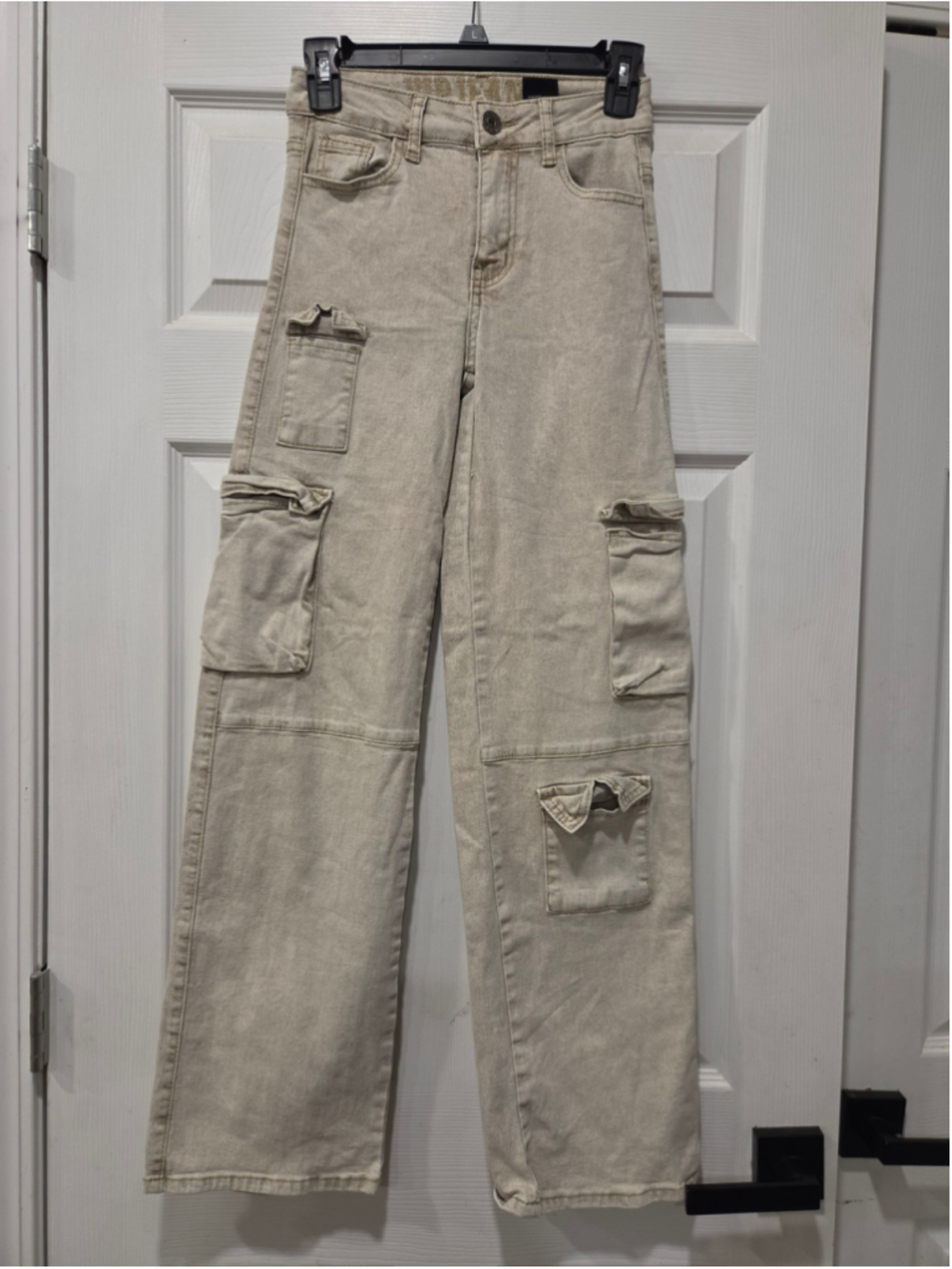 Women's V.I.P. Beige Cargo Wide Leg Pants Size 0